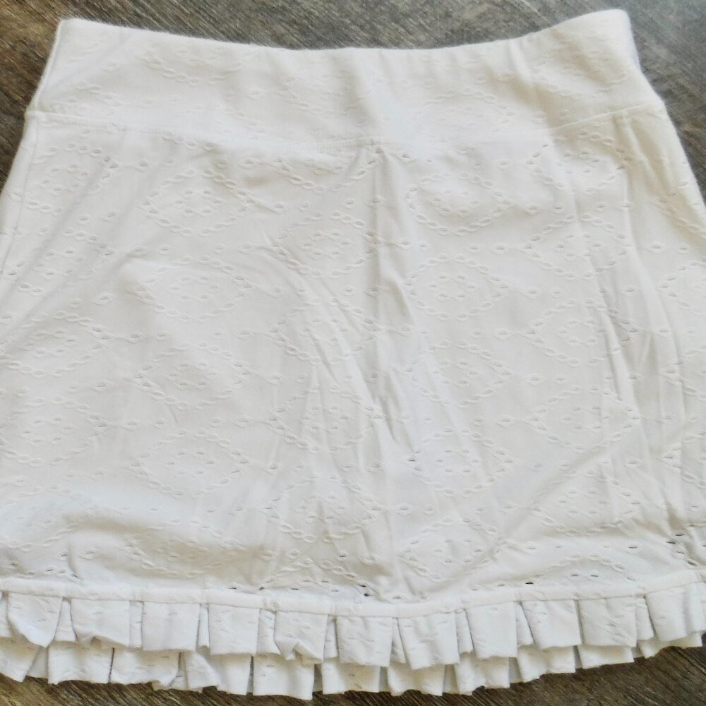 G Lifestyle  Skort White w/ Pleated Ruffle Hem Eyelet Sz Med